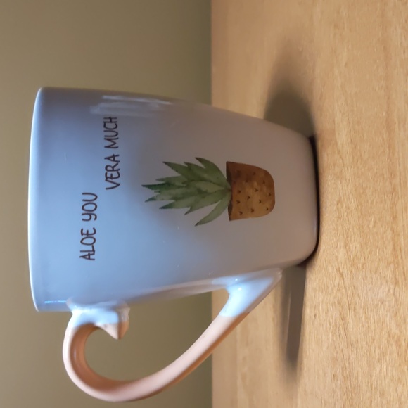 Peach and white Plant pun latte mug - Picture 2 of 5
